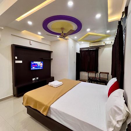 Ratna Sagar Hotell Manipal Exteriör bild