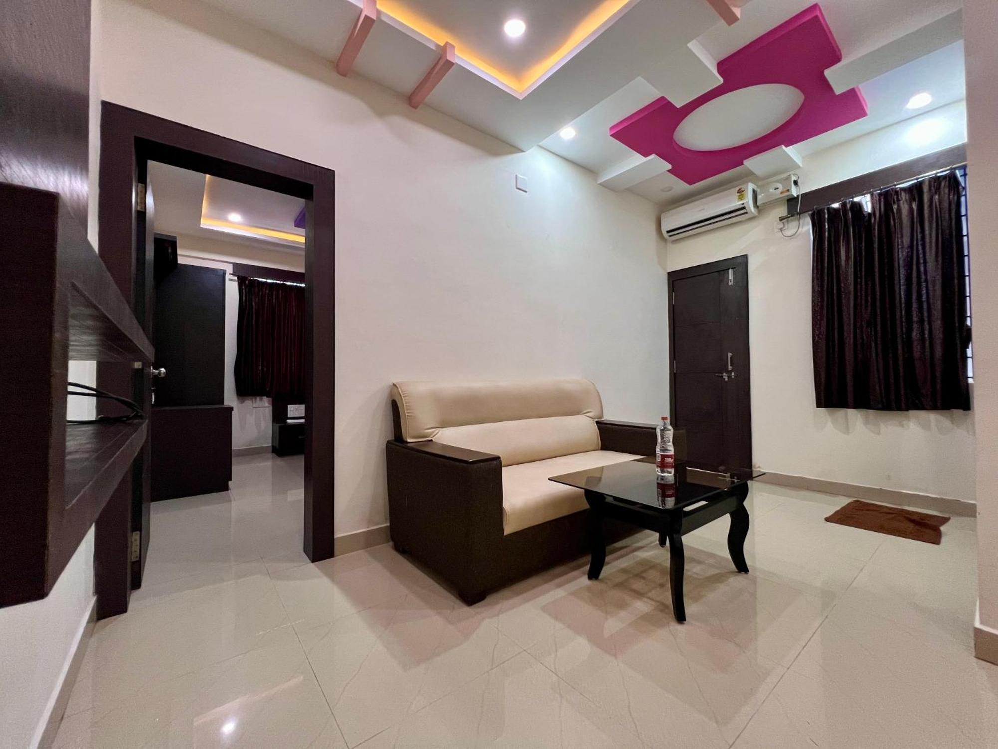 Ratna Sagar Hotell Manipal Exteriör bild