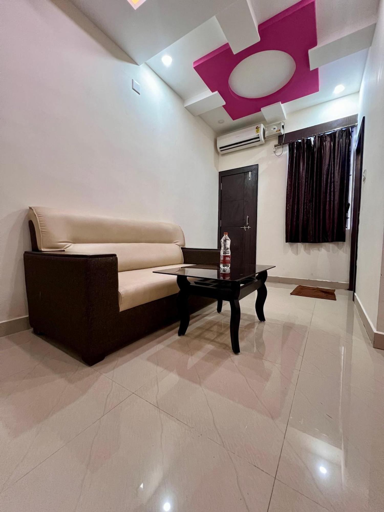 Ratna Sagar Hotell Manipal Exteriör bild