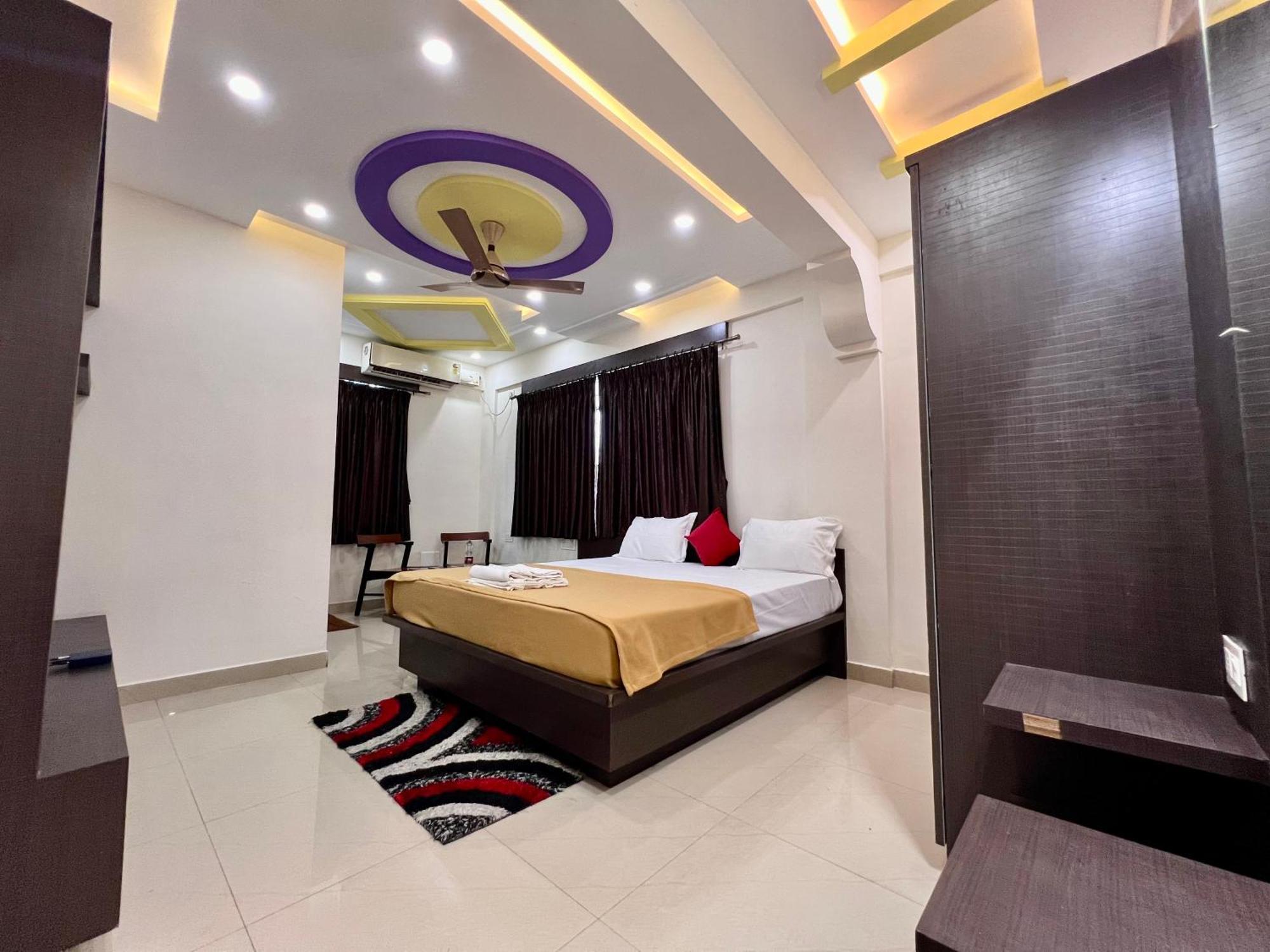 Ratna Sagar Hotell Manipal Exteriör bild